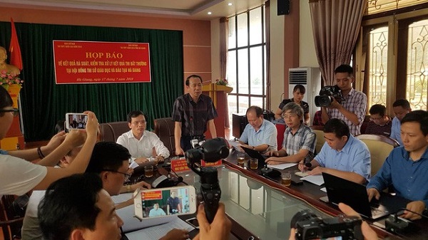 Vụ bê bối sửa điểm tại Hà Giang: Hậu quả và bài học (19/7/2018)